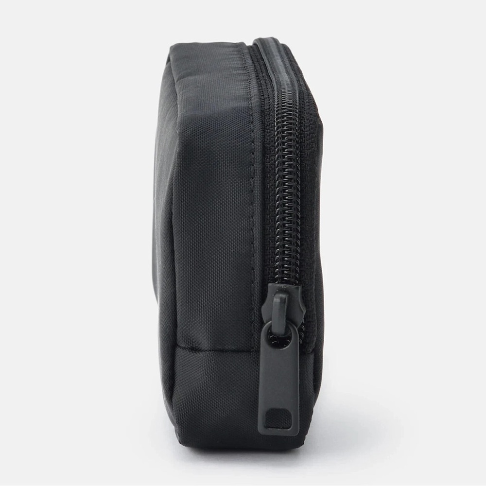MUJI Nylon Compact Black Pouch Bag 9×14×3.5cm – Travel Case Organizer - Picture 3 of 6